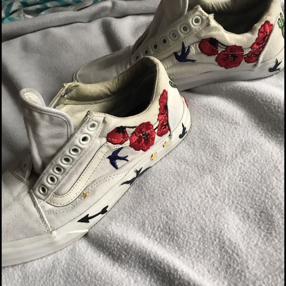 Custom men’s vans old skool desert embllished